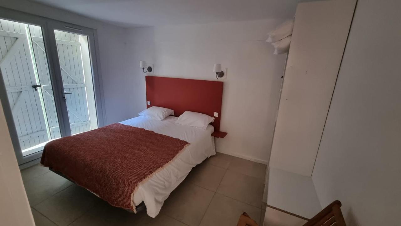 Appartement Calme Centre Ville A 80M Des Halles Narbonne Bagian luar foto